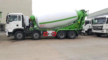 廣州重汽豪沃T5G輕量化攪拌車 廠家、配置、圖片與車輛全解析